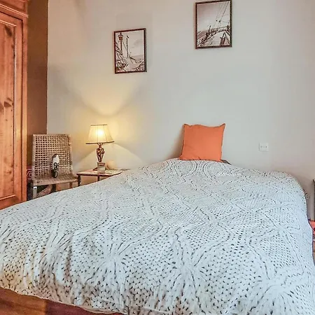 酒店 3 Bedroom Amazing In 拉罗歇尔