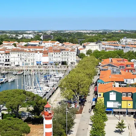 3 Bedroom Amazing In 4* La Rochelle (Charente-Maritime)